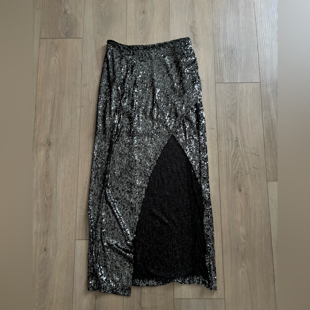 R.G. Kane Black Sequin Skirt Size Small